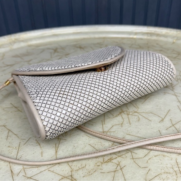 Vintage Whiting & Davis Ivory Metal Mesh Crossbody Bag - Picture 10 of 12